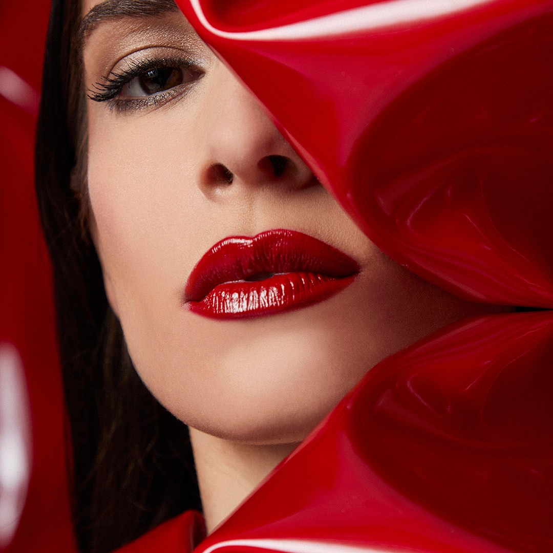 Super Vinyl No Transfer Shake Lipstick — immagine 2